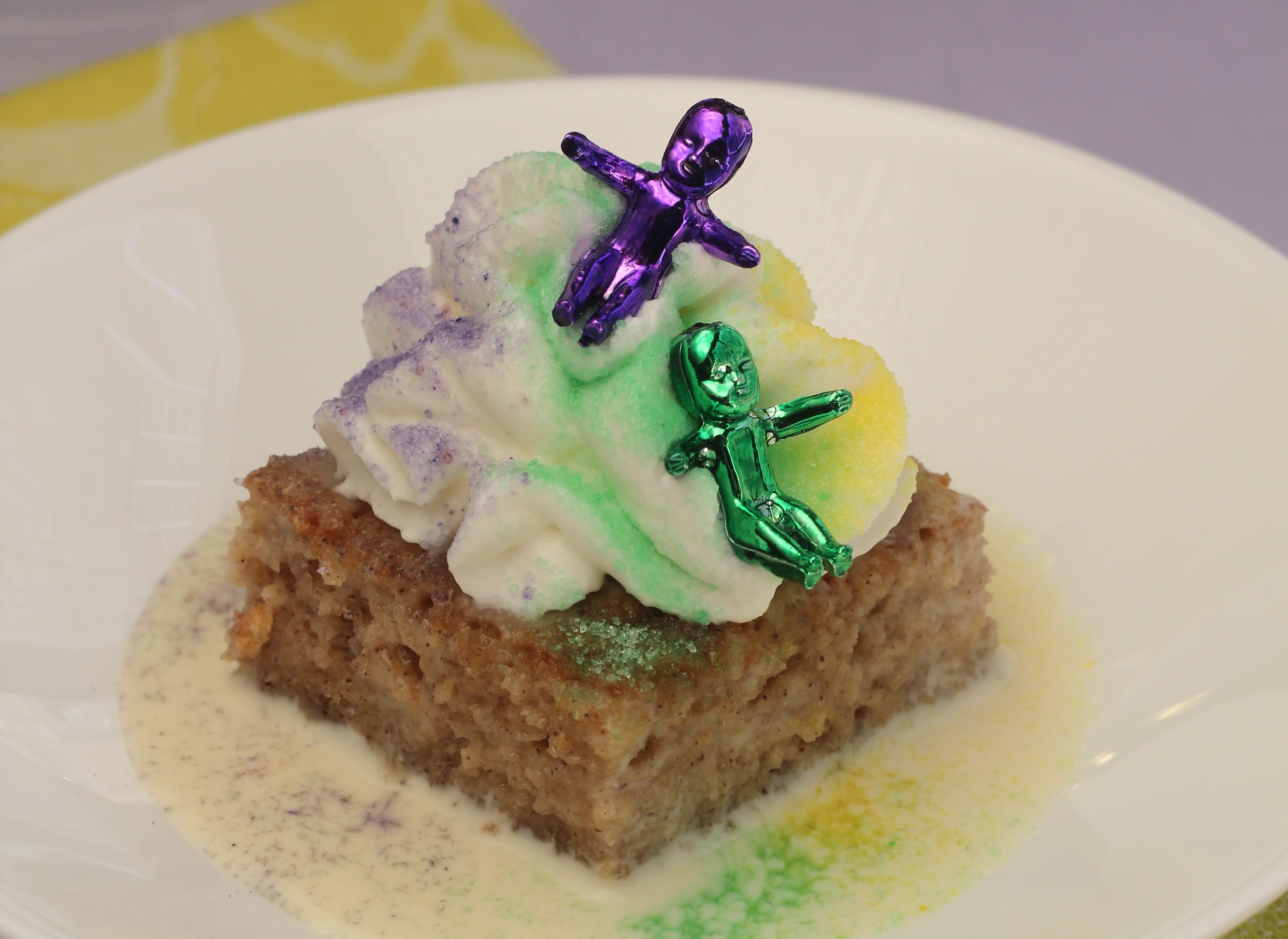King Cake Tres Leches